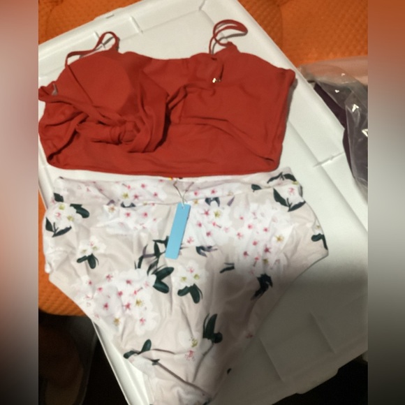 Two Piece Bikini Set Full Coverage Swimsuit Tummy Control Padded NWT - Picture 2 of 3